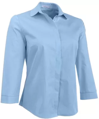 Round collar shirt with 3/4 sleeves